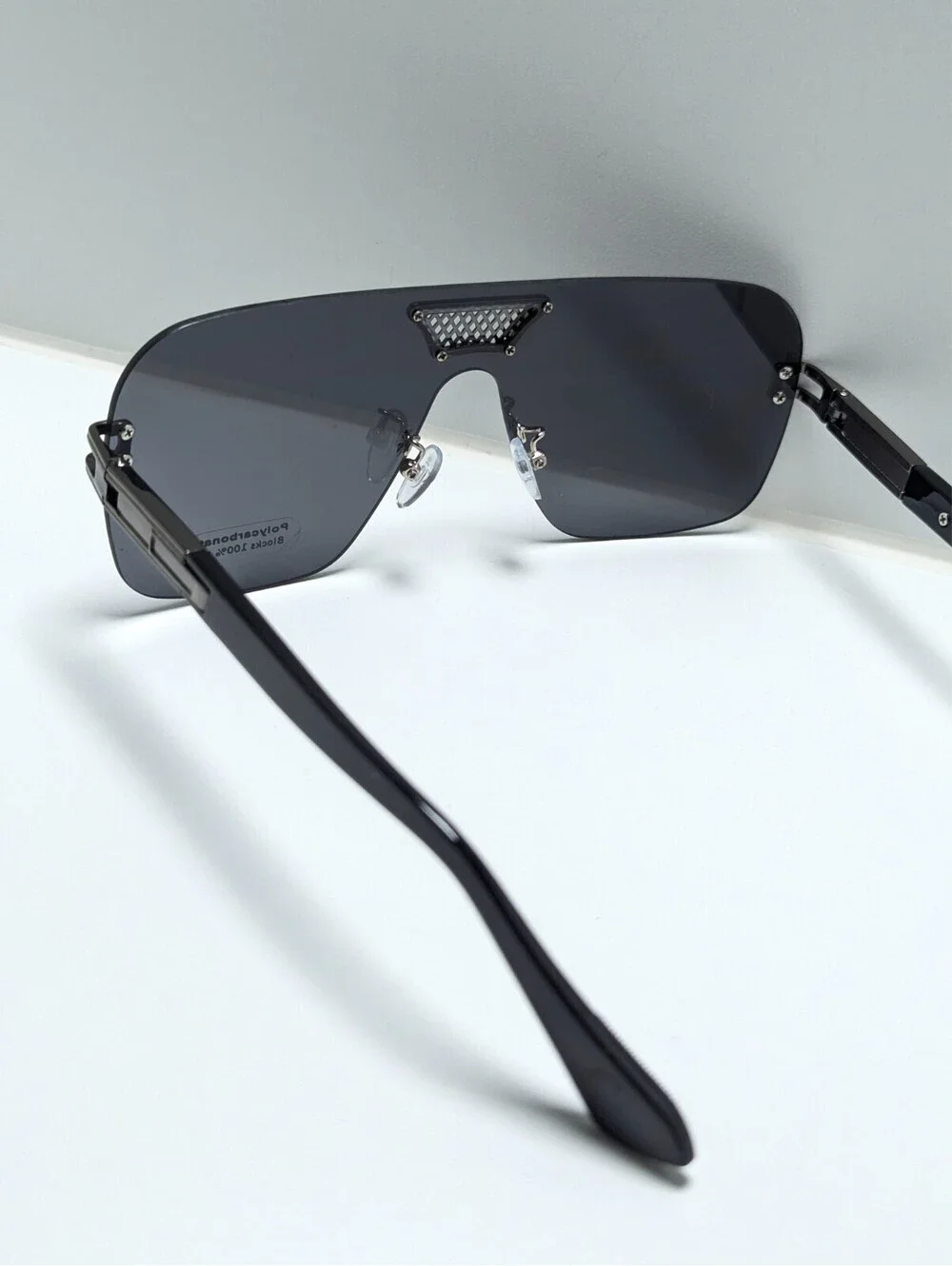 Outdoor Sport Gray UV Lens Black Rimless Shield Visor Men's Fashion Sunglasses